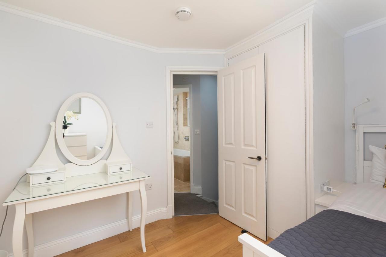 Appartement Penthousestays Notting Hill - Spacious 3 Bedroom King Bed - Near Portobello Road & Kensington High Street Londen