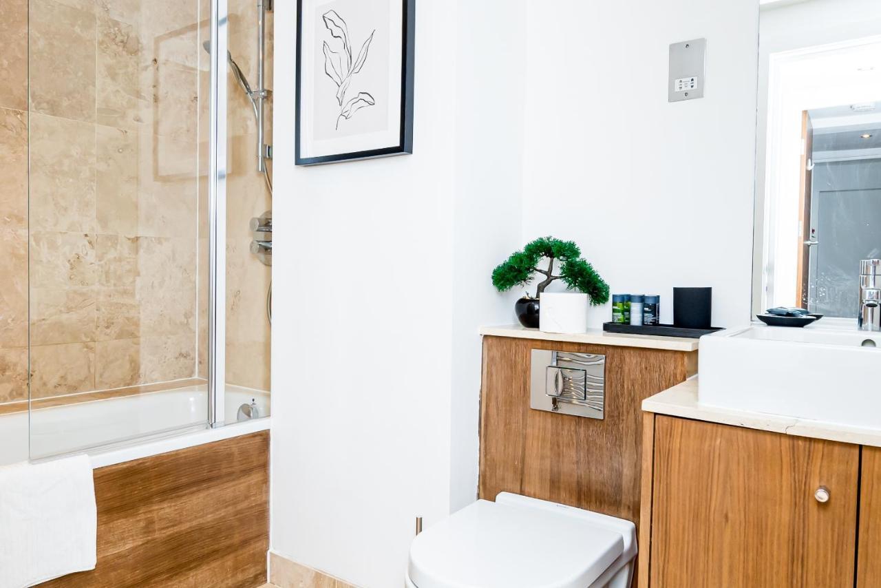 Private 2 Bedroom In West Hampstead Apartment