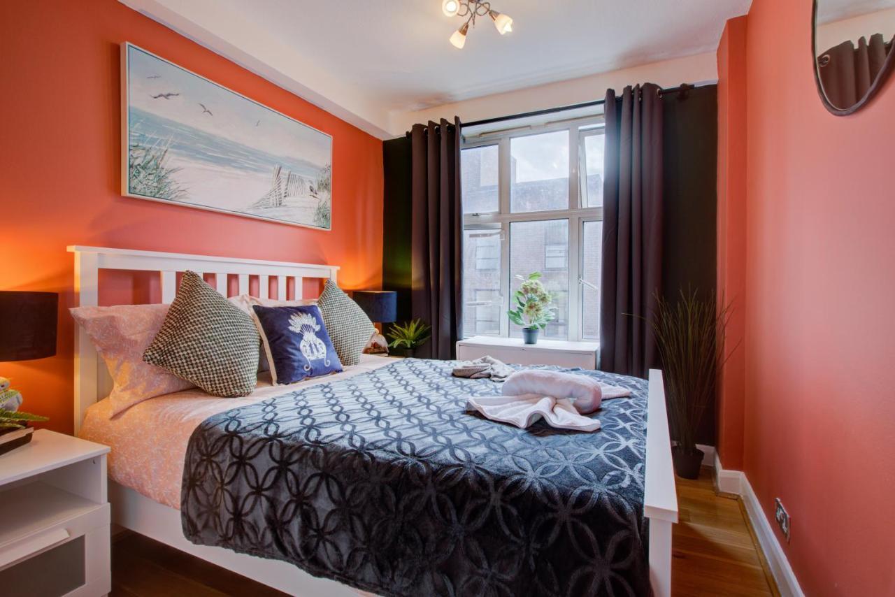 Hyde Park Private Family Apartment London