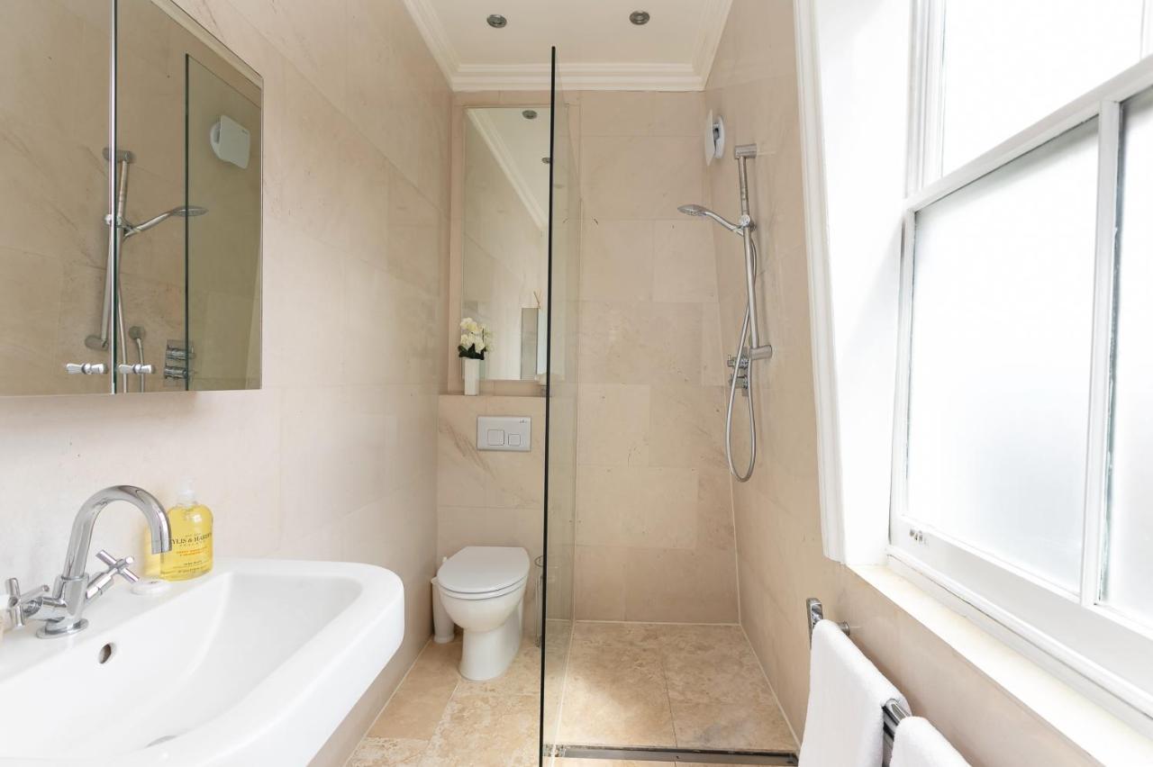 Penthousestays Notting Hill: Chic 2-bedroom Near Portobello Road * London