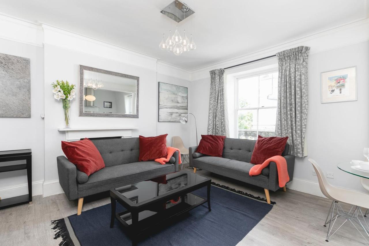 Penthousestays Notting Hill - Chic 2 Bedroom W/ King Beds - Near Portobello Road & Kensington High Street Leilighet London