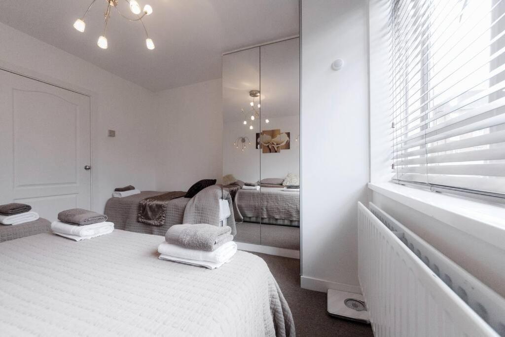 Apartment 2 Bed London