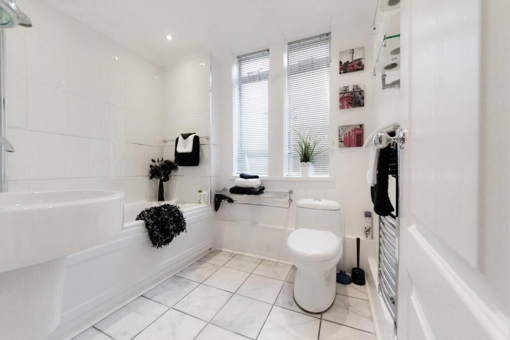 Apartment 2 Bed London