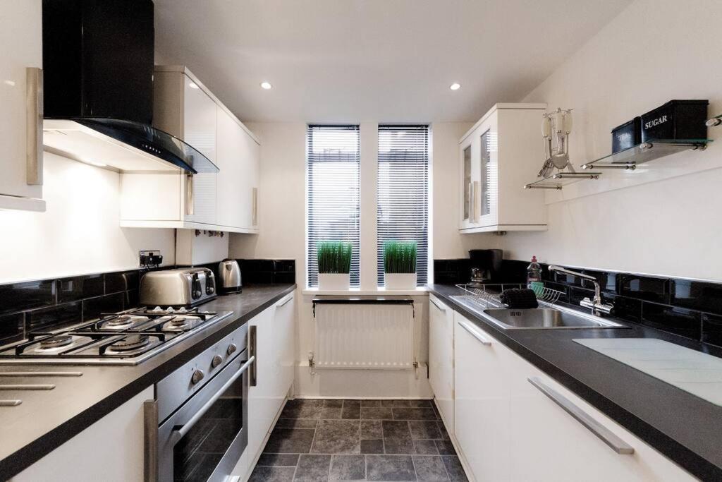2 Bed Apartment