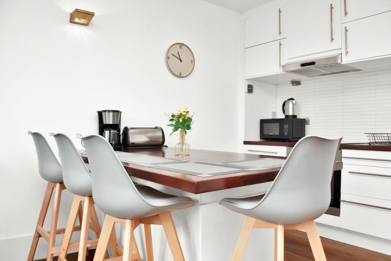 Julian - Camden Road Apartment *