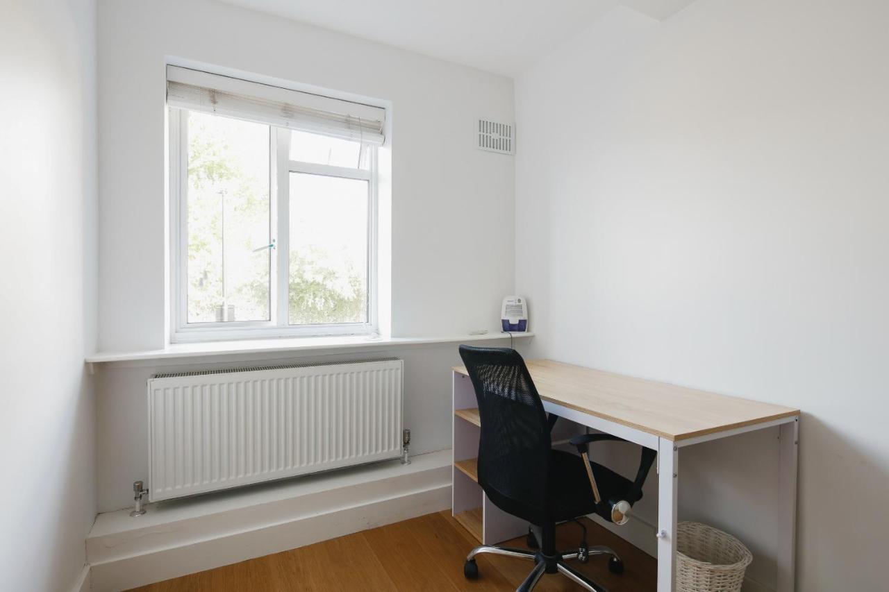 Bright & Welcoming Garden Flat Sleeps 6 In Style *