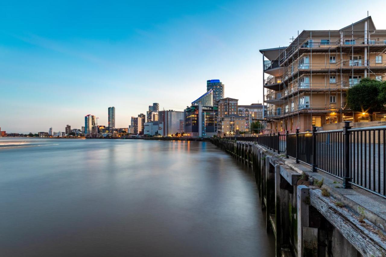Flourish - Constant Court - Canary Wharf *