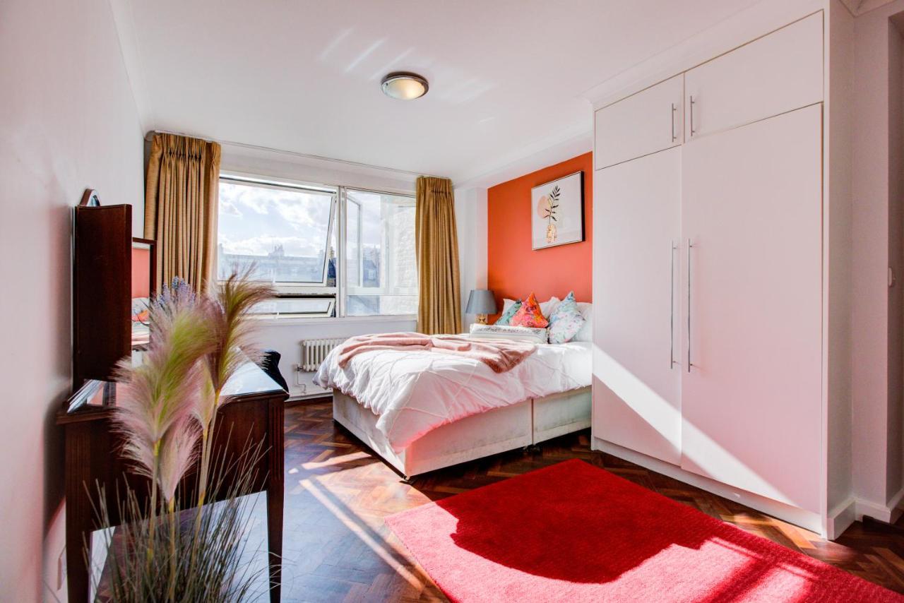 3-bedroom, 3-baths In Super Posh Marylebone, Central London, W1 Apartment