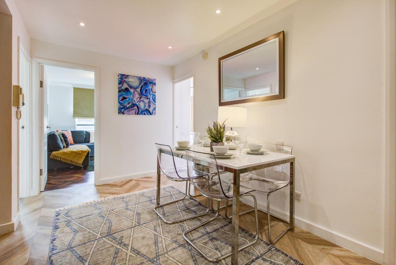 Apartment 3-bedroom, 3-baths In Super Posh Marylebone, Central London, W1 London