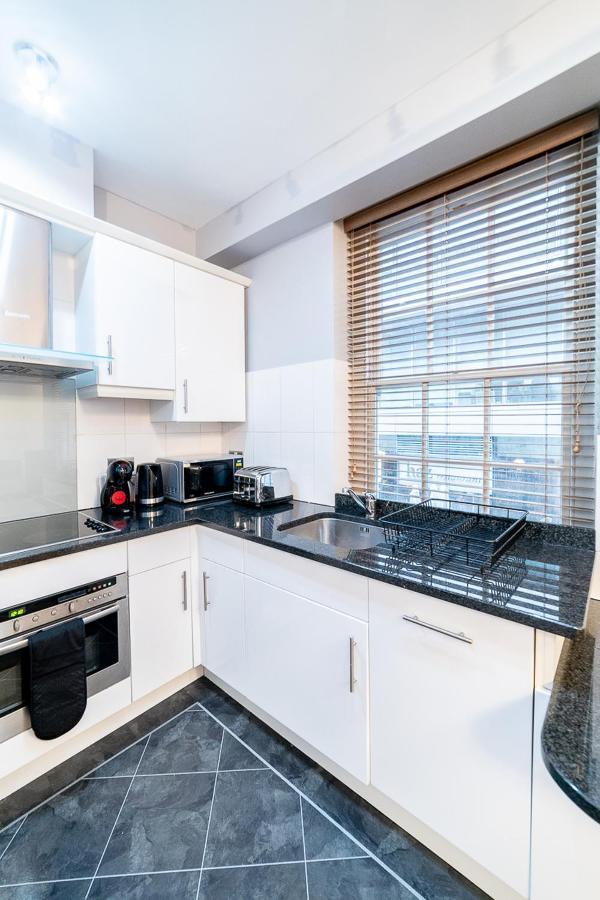 London Studio Apartment *