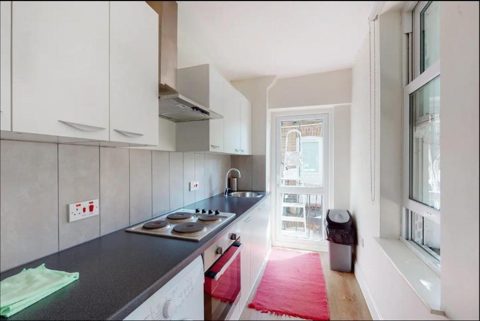 Private Self-contained Studio Close To Hampstead, Golders Green & Camden Town Leilighet *