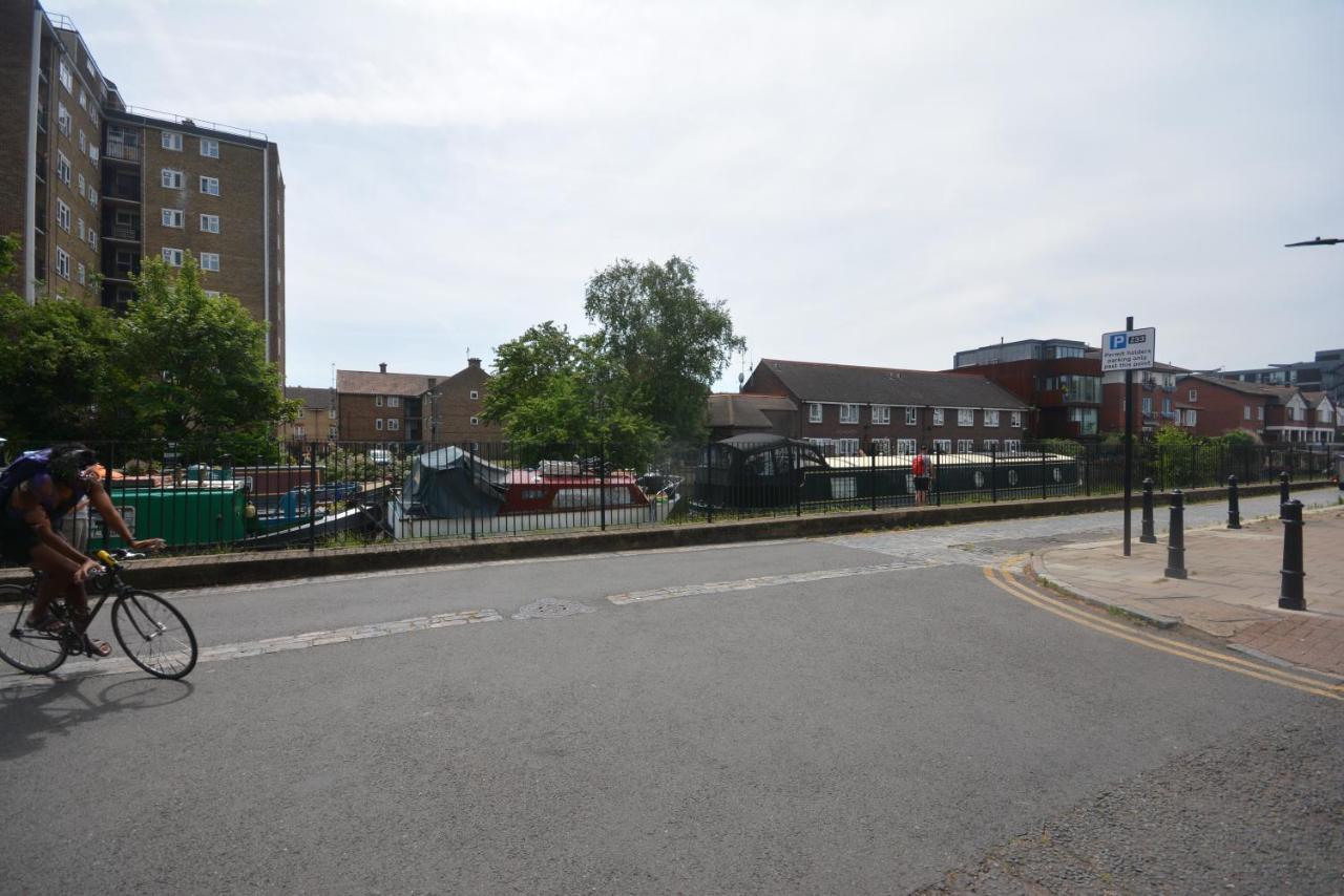 Zone 2 Two Bedroom Maisonette Apartamento Londres