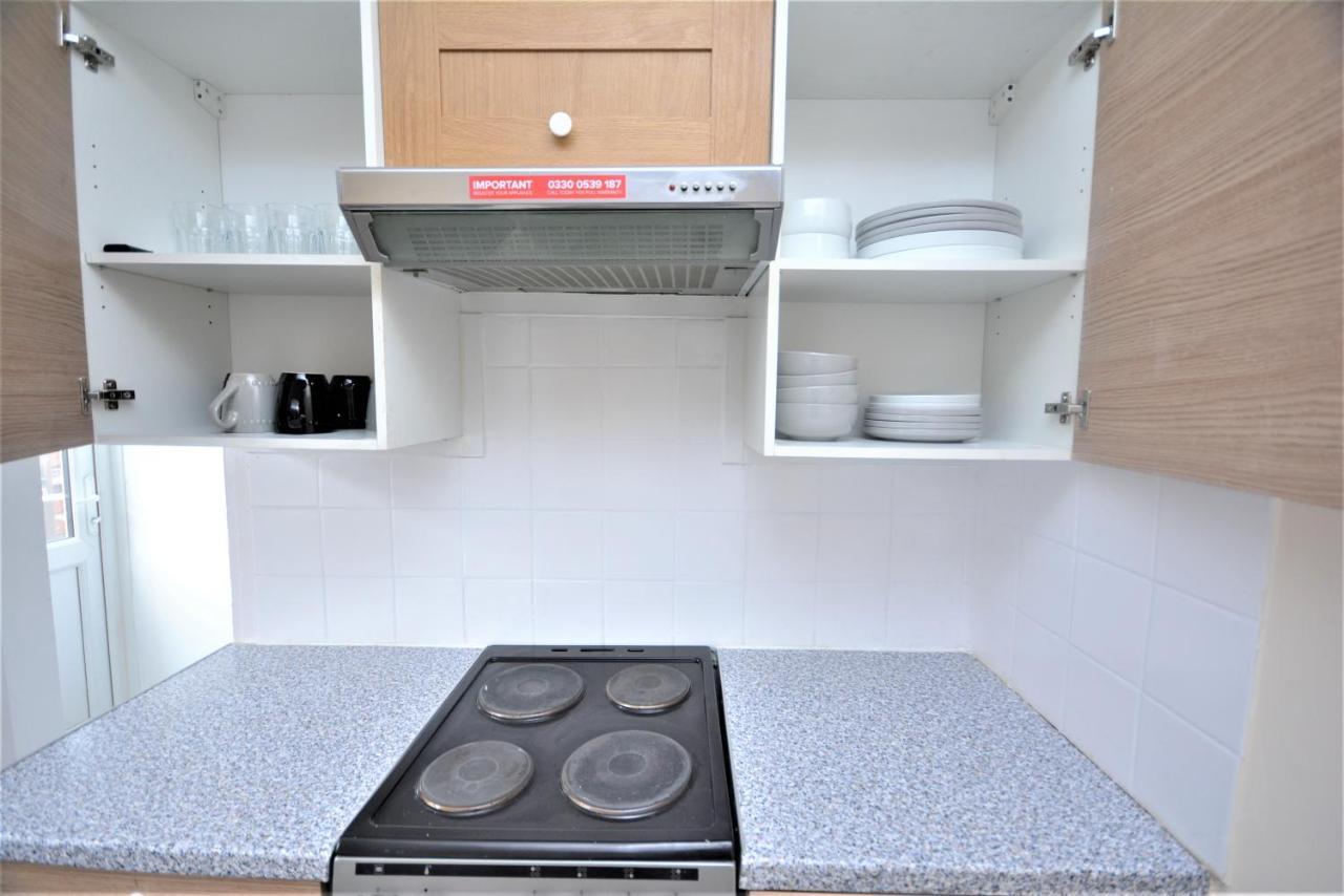 Feriehus Cheerful 3 Bedroom In Greater *