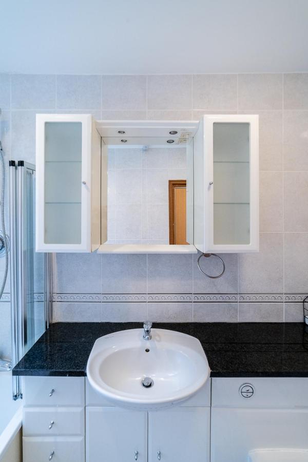 London Studio Apartment