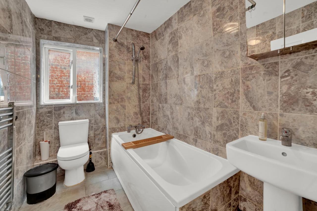 Apartment Suites By Rehoboth ~ Sandlings Mews ~ Peckham *