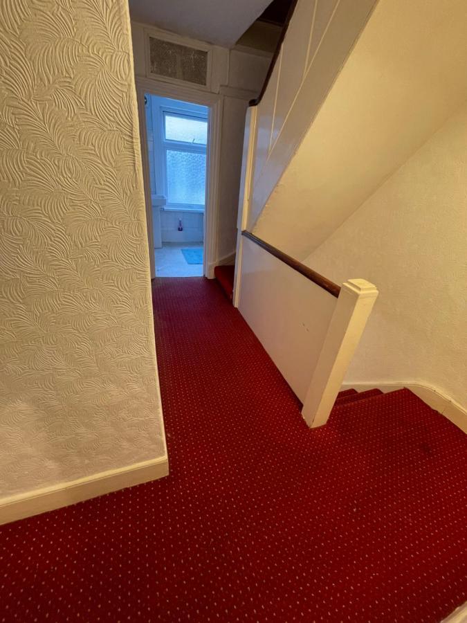 Elmdene Road - Large Privatunterkunft *