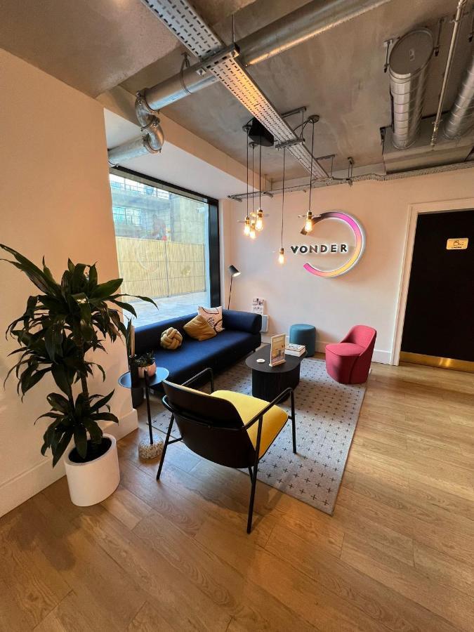 Apartment 1 Double Bed Apartament With Gym, Cinema And Pool Table In Front Of The Wembley Stadium London