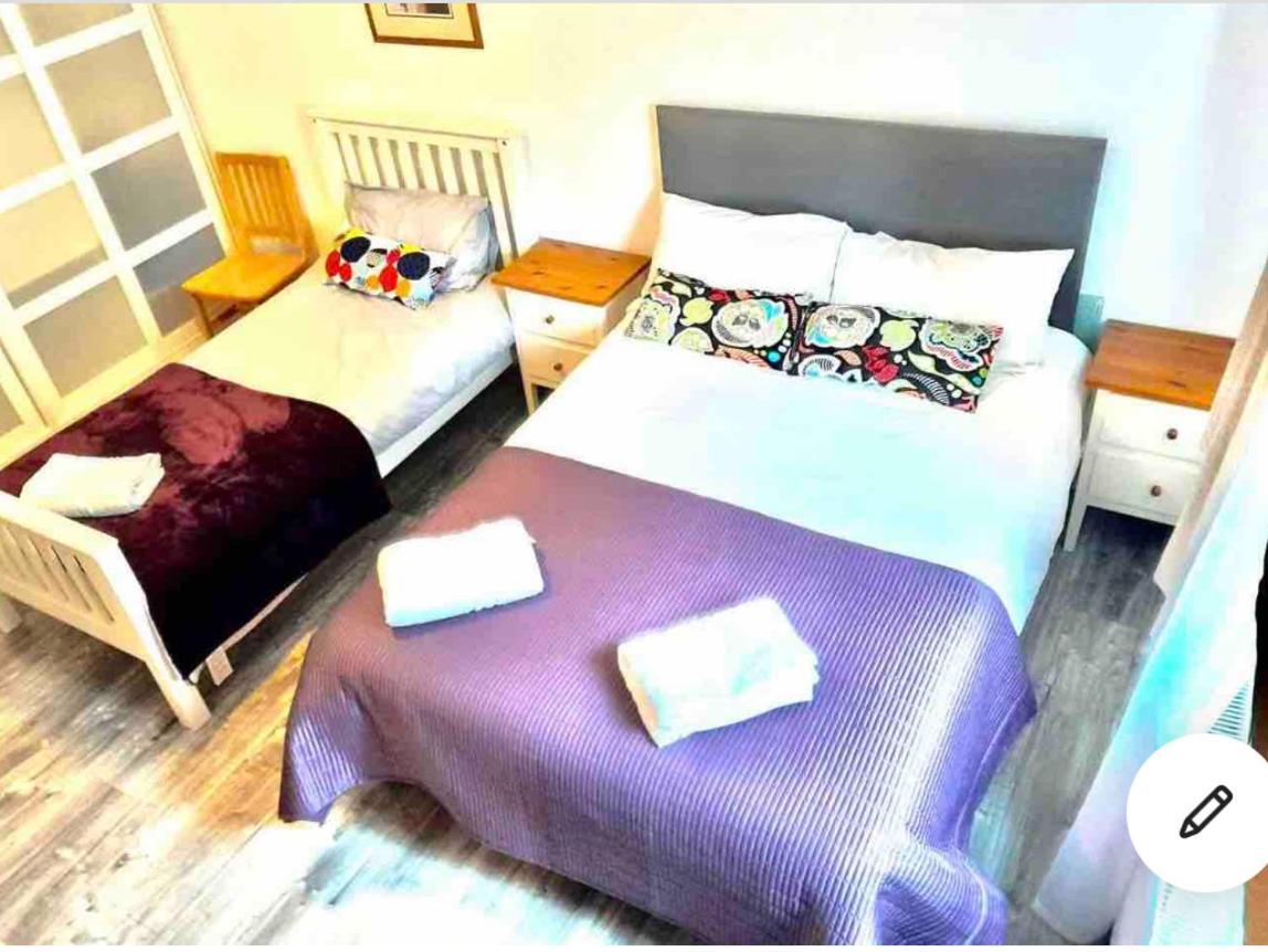 Stunning Triple Apartment London