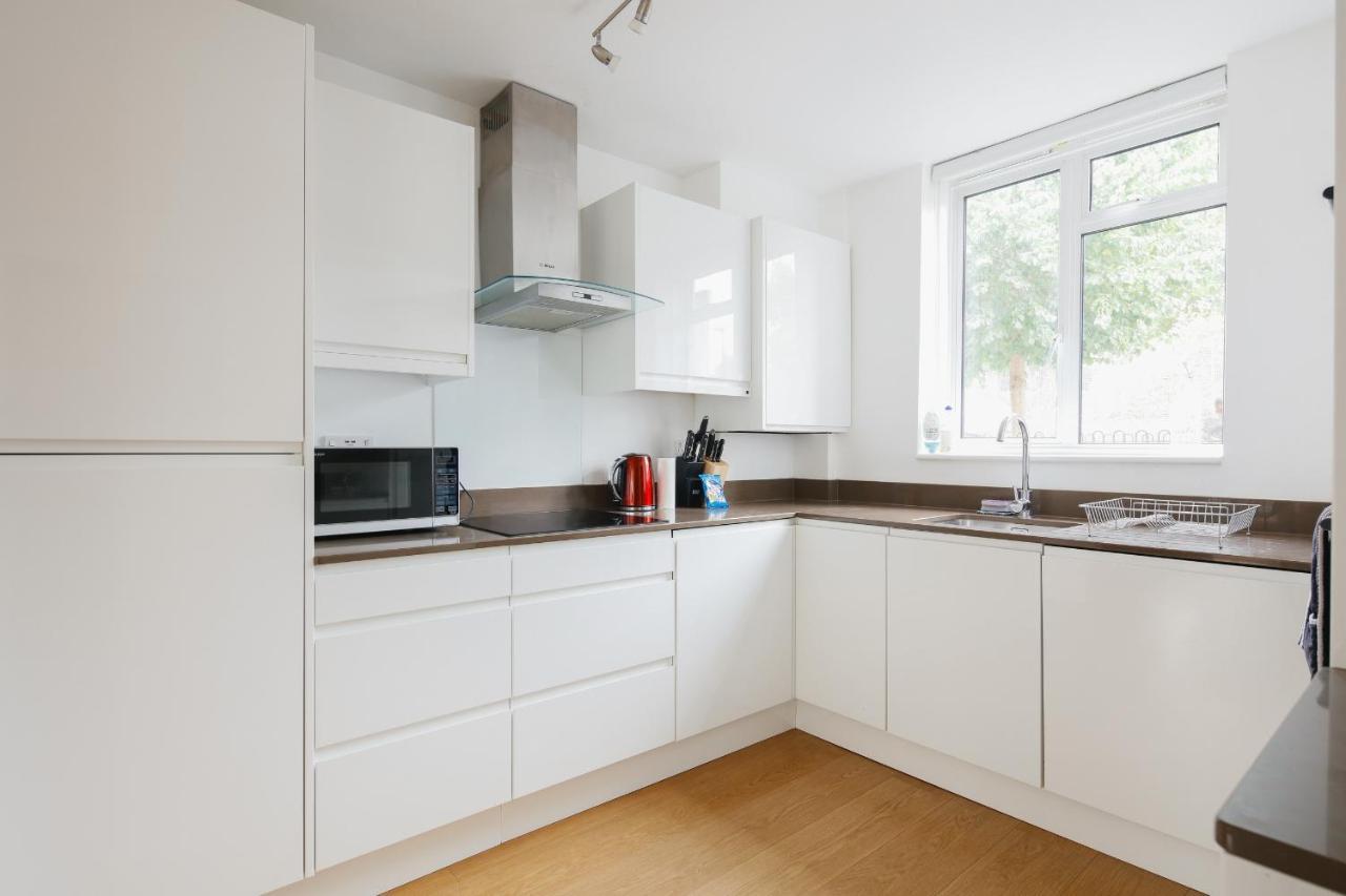 Bright & Welcoming Garden Flat Sleeps 6 In Style Apartamento