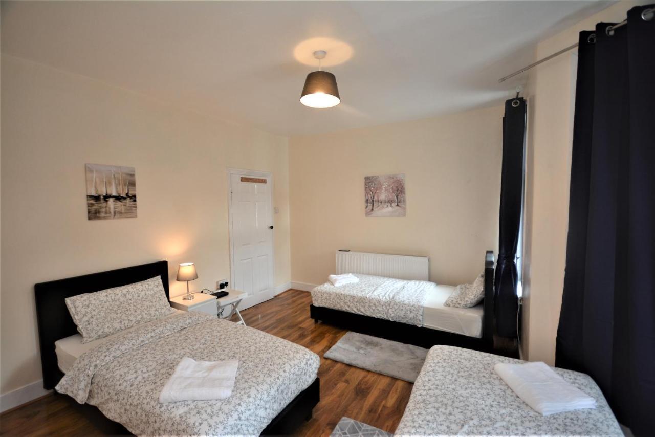 Feriehus Cheerful 3 Bedroom In Greater