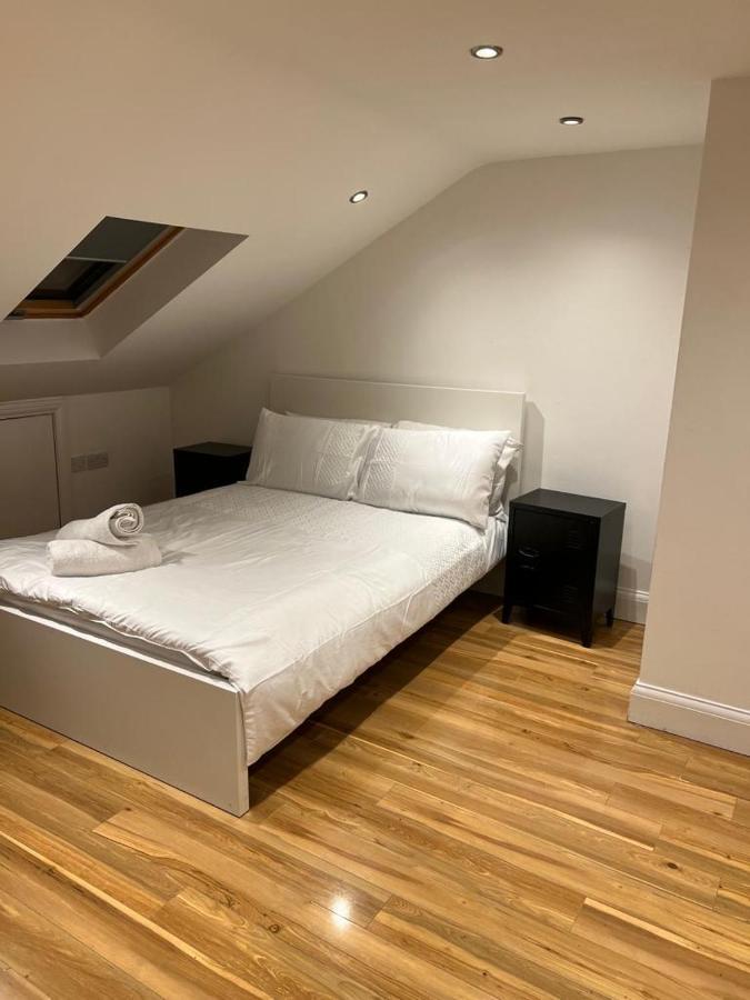 93 West Road * London