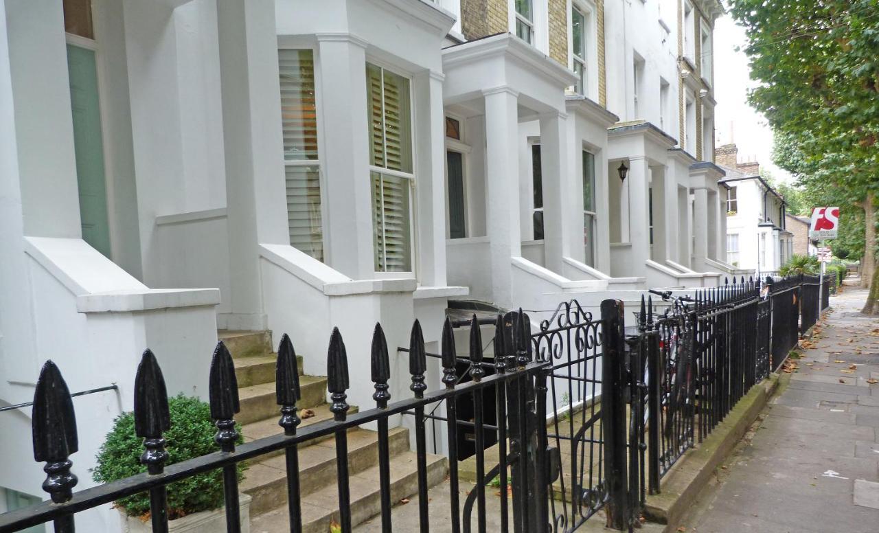 Boutique Barclay House Townhouse - West London, Kensington, Chelsea, Fulham Bed and breakfast *