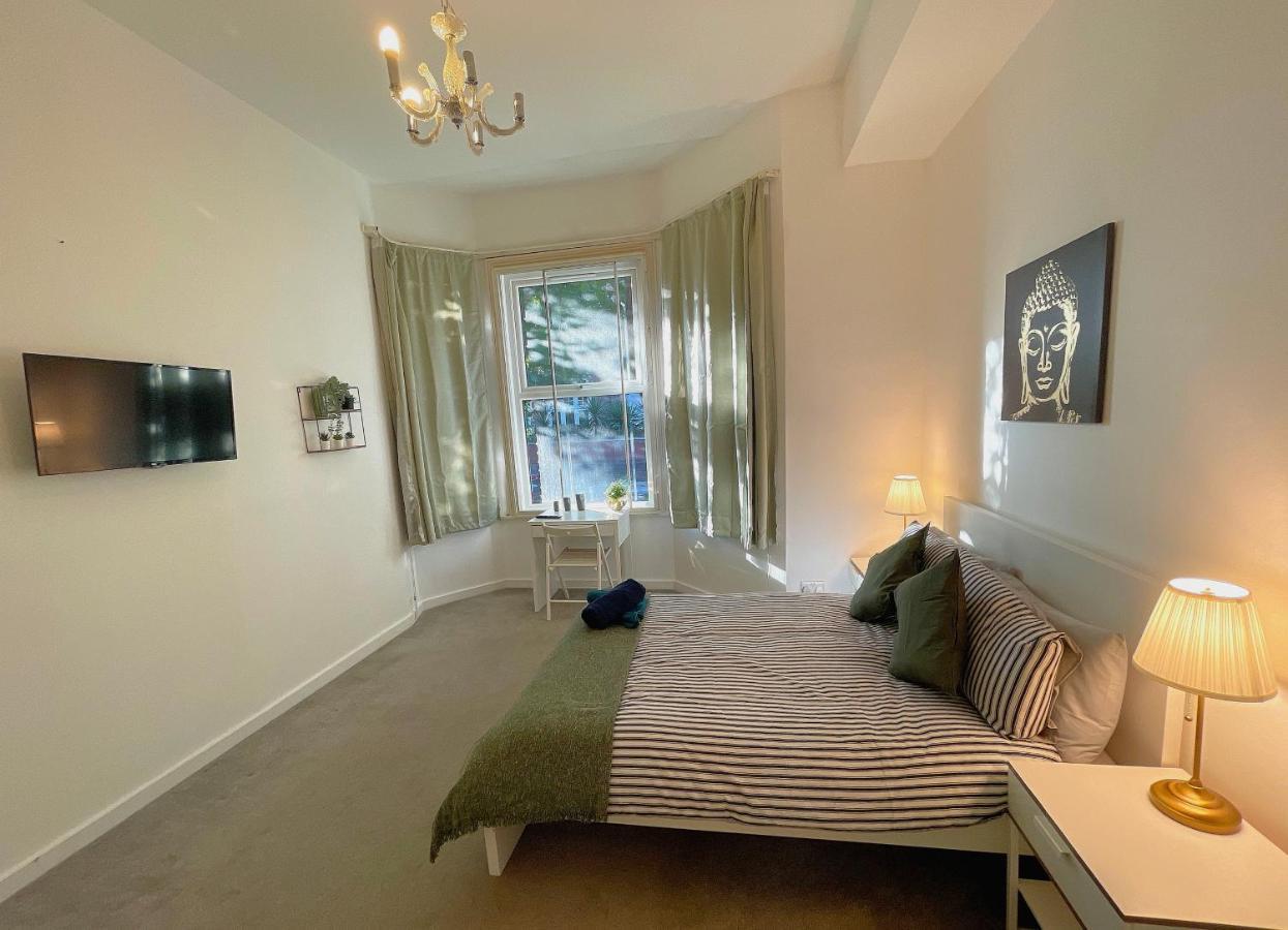 Verv Finchley Gjestgiverier London