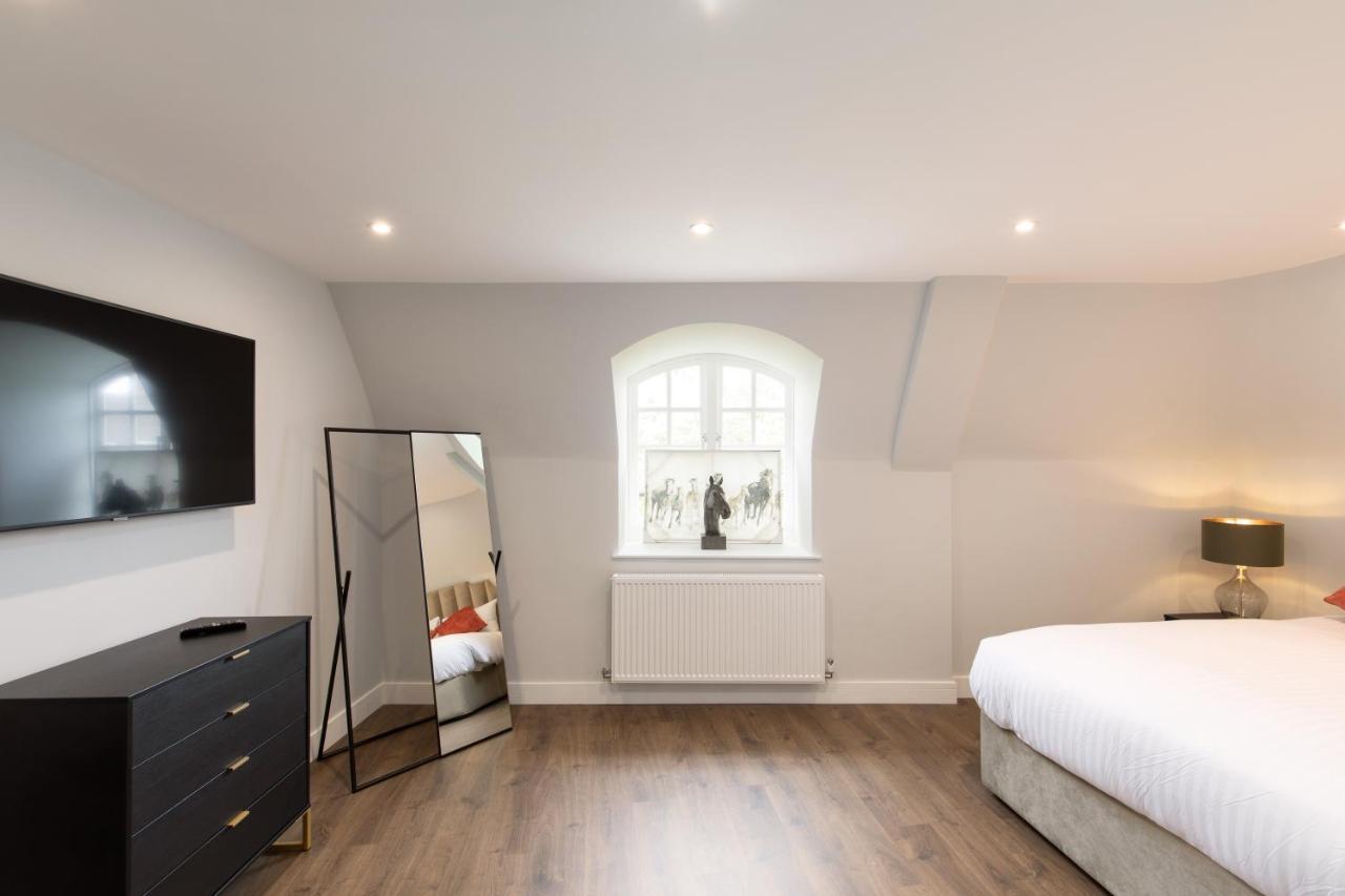 Centre Flat 2bdr Ac Sleeps 4 Family Only London