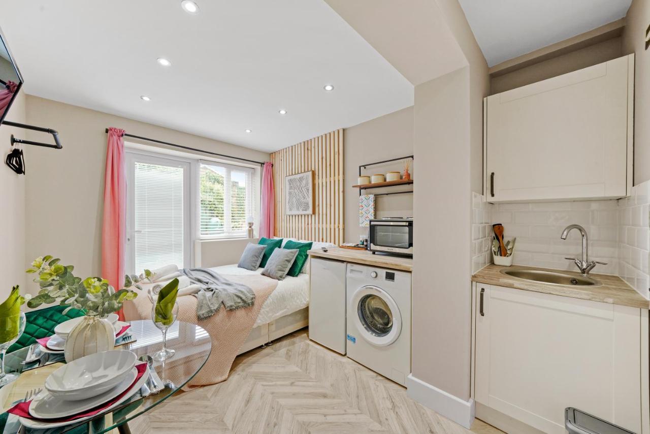 Cosy Heathrow - Parking - Garden * London