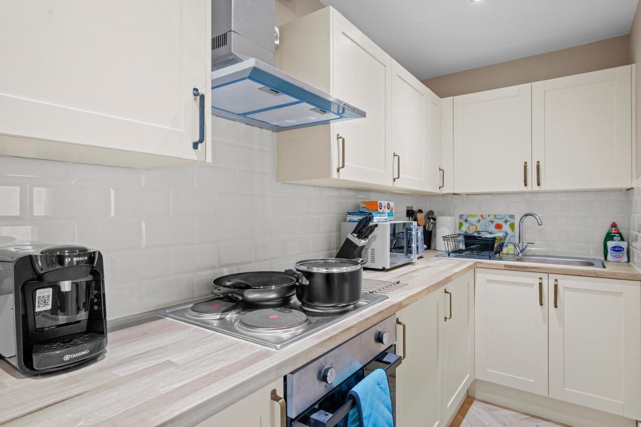 Cosy Heathrow - Parking - Garden * London