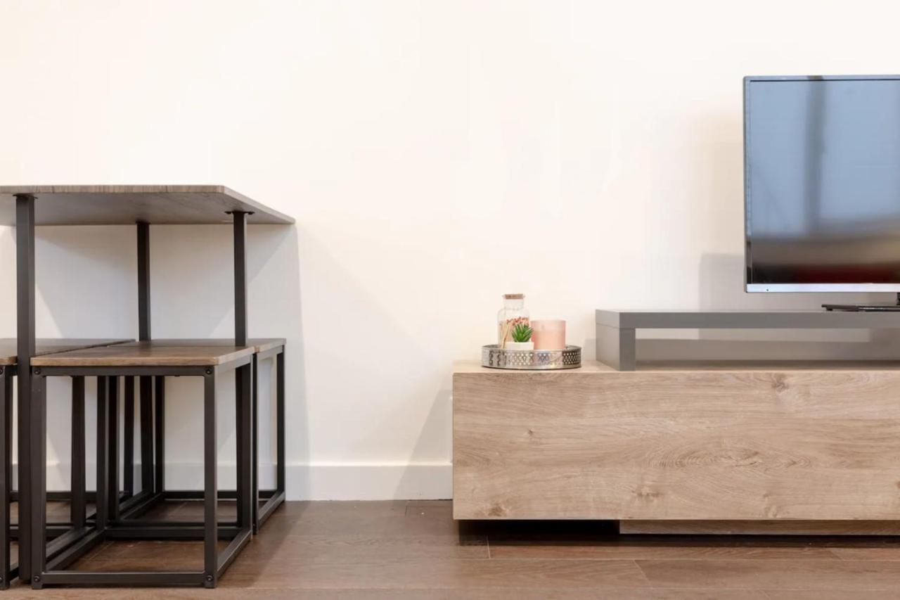 Apartment Modern Flat In The Heart Of West *