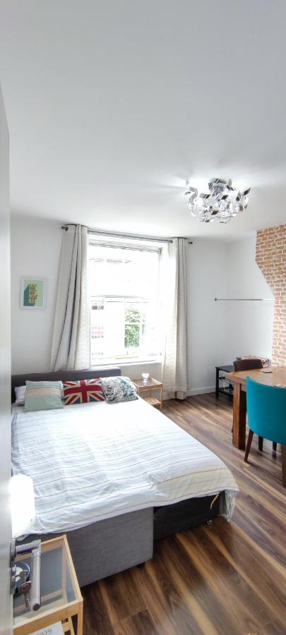 Apartment Location Location Location, Whole For You! *