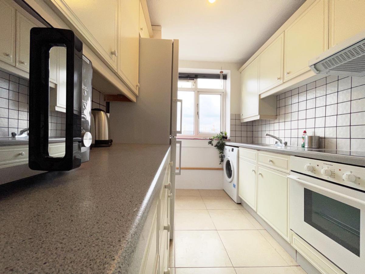 Appartement Sophie Place In Vauxhall - 3 Double Beds, 1 Sofa Bed, Spacious Londen