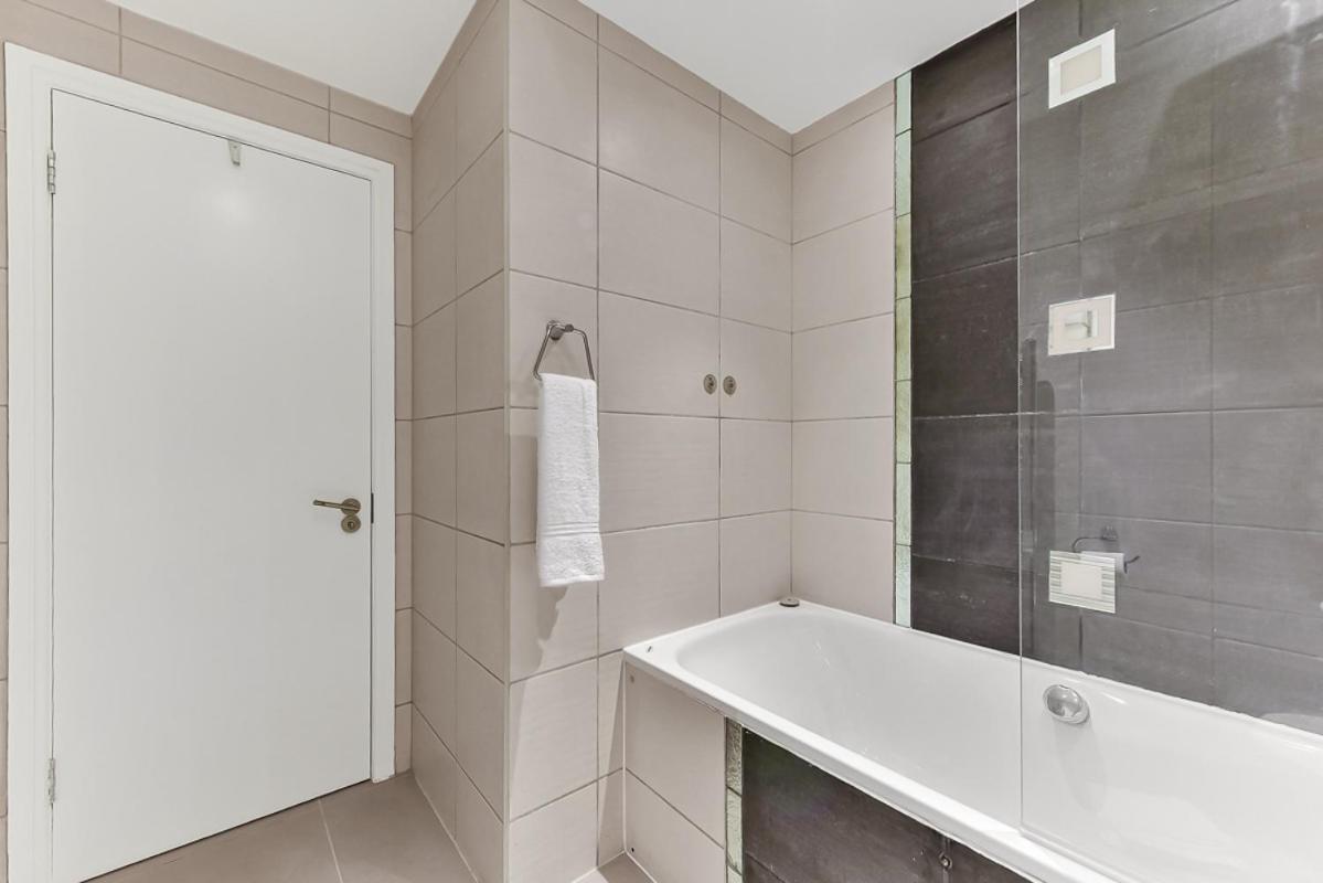 Leilighet Spacious Cosy 2 Bed Flat, London