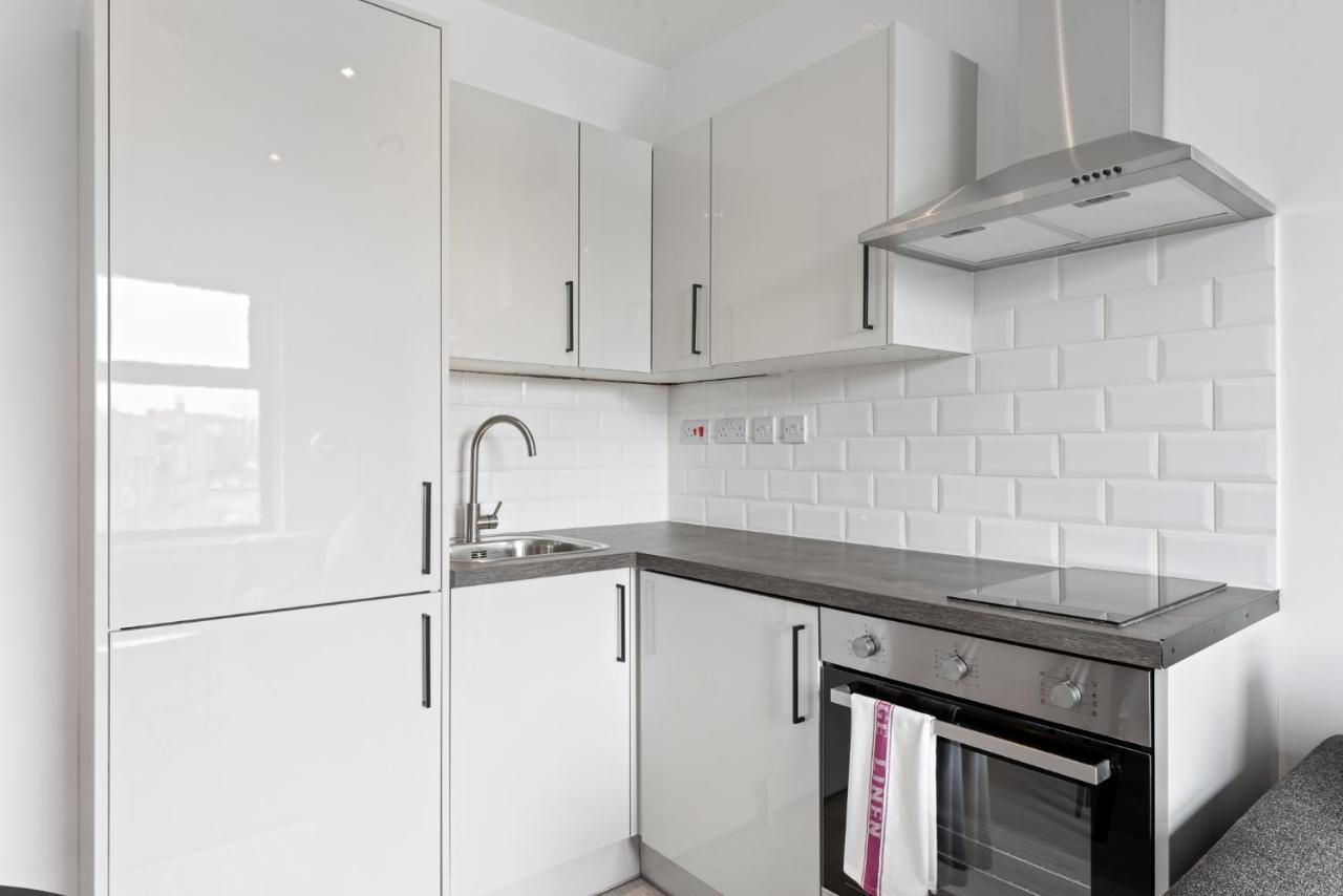 Apartamento Lovely 1 Bedroom With Outdoor Space Londres