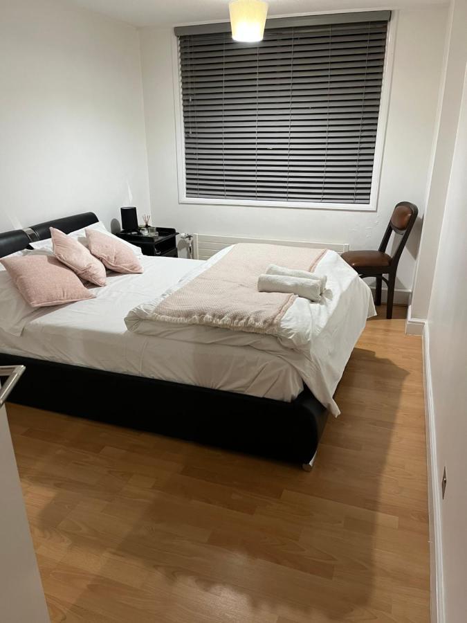 Lovely 3 Bedroom Family In Central Apartment London