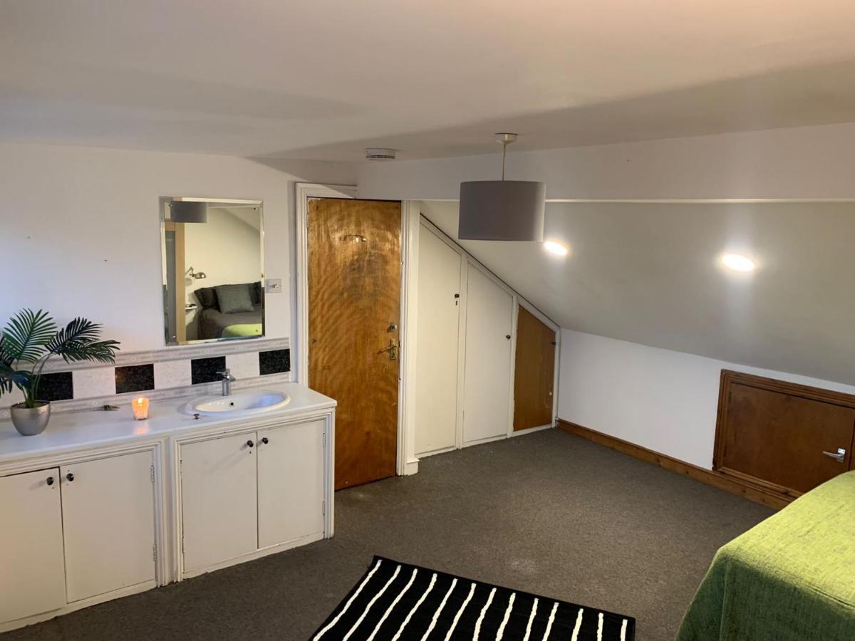 Balham, South Spacious 6, 6 Available * London