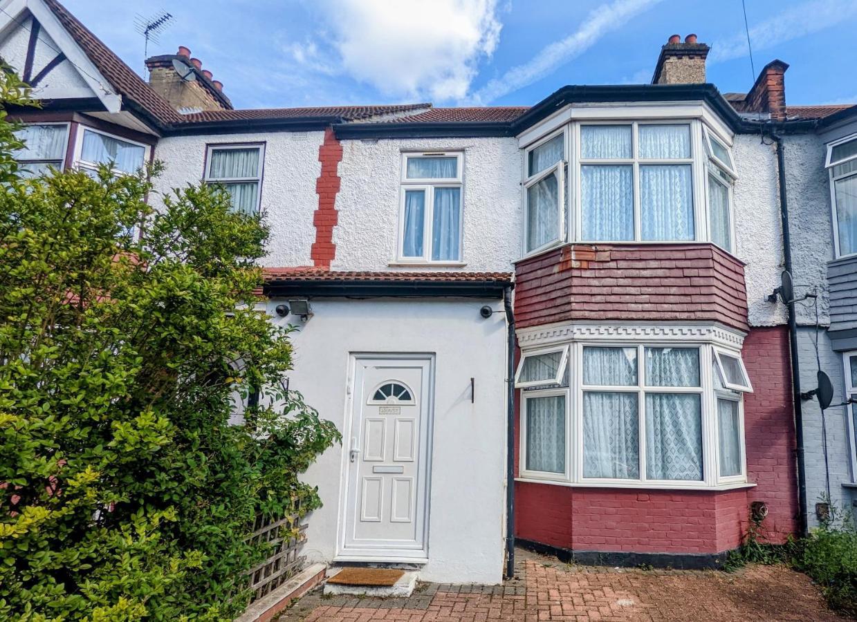 Affordable Private In Wembley Londen