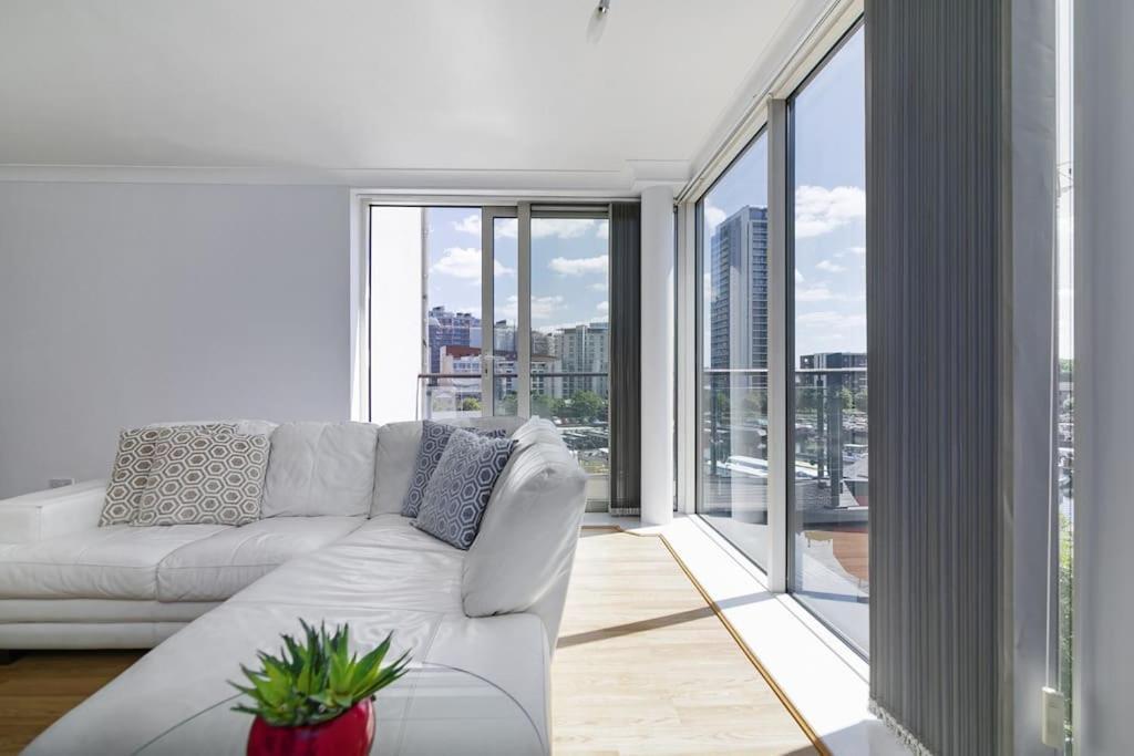 Apartment Waterview 2b2b Lux London