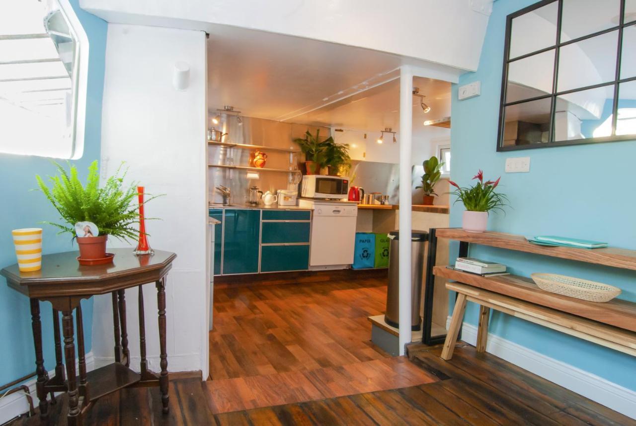 One Of A Kind - Converted Ship In The Heart Of Hotel en barco Londres