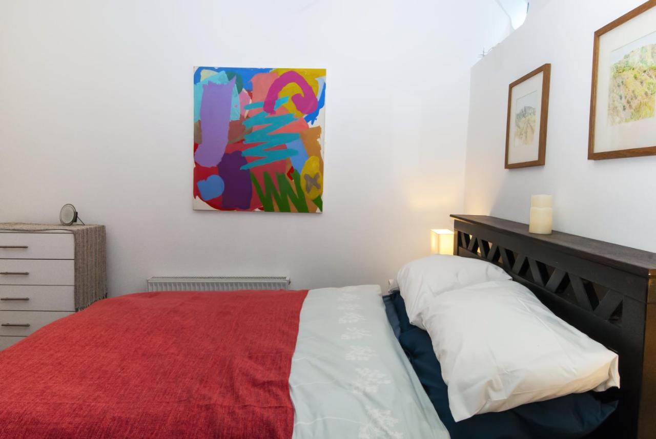 One Of A Kind - Converted Ship In The Heart Of Hotel en barco