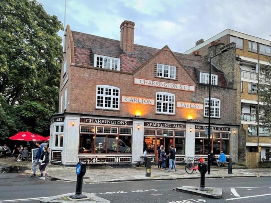 3 Bedroom Flat In Maida Vale Appartement *
