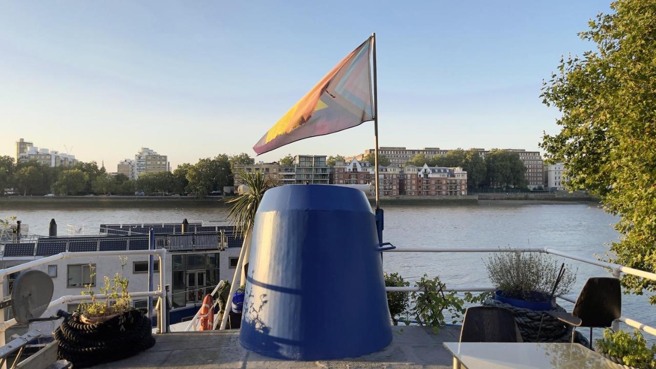 Hotel en barco One Of A Kind - Converted Ship In The Heart Of Londres