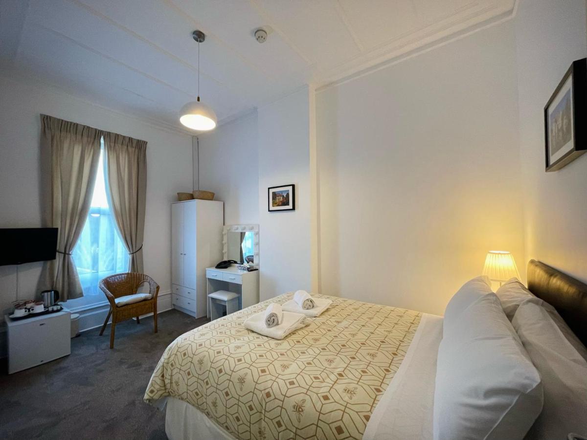 The Gateway 3* London