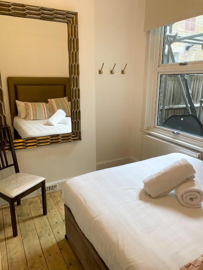 8 Balchier Road Londen