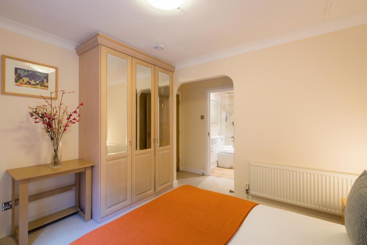 Mansion House Apartment London