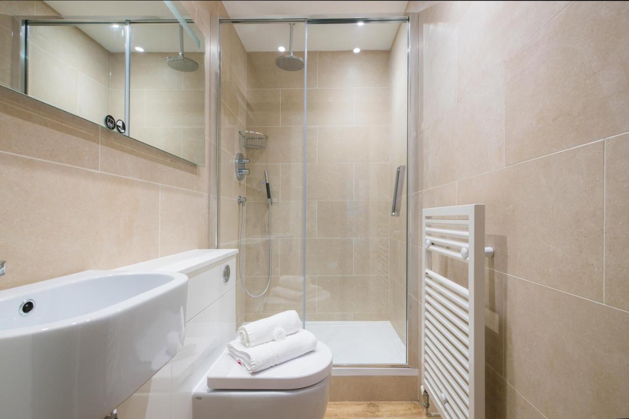 Apartment Mansion House London