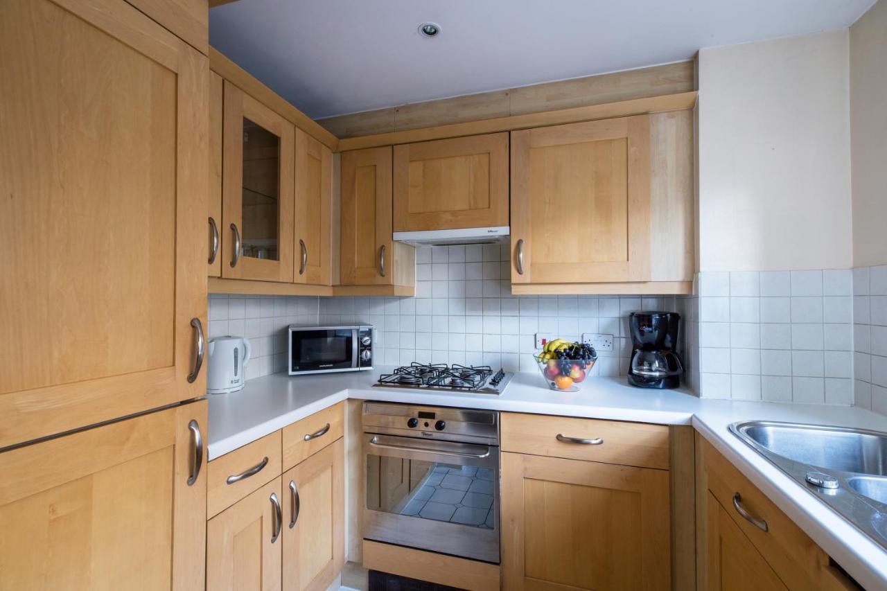 Mansion House Apartment *