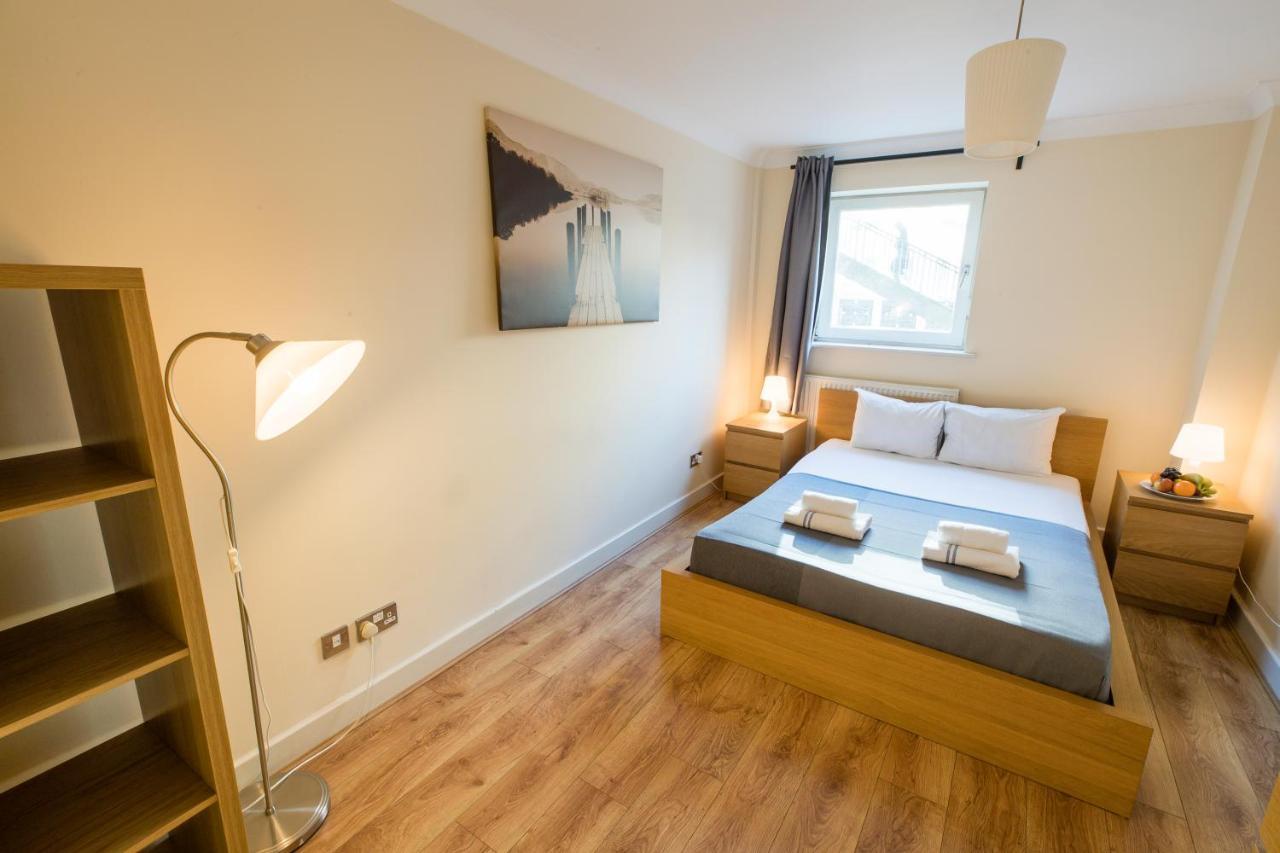 Apartment Mansion House London