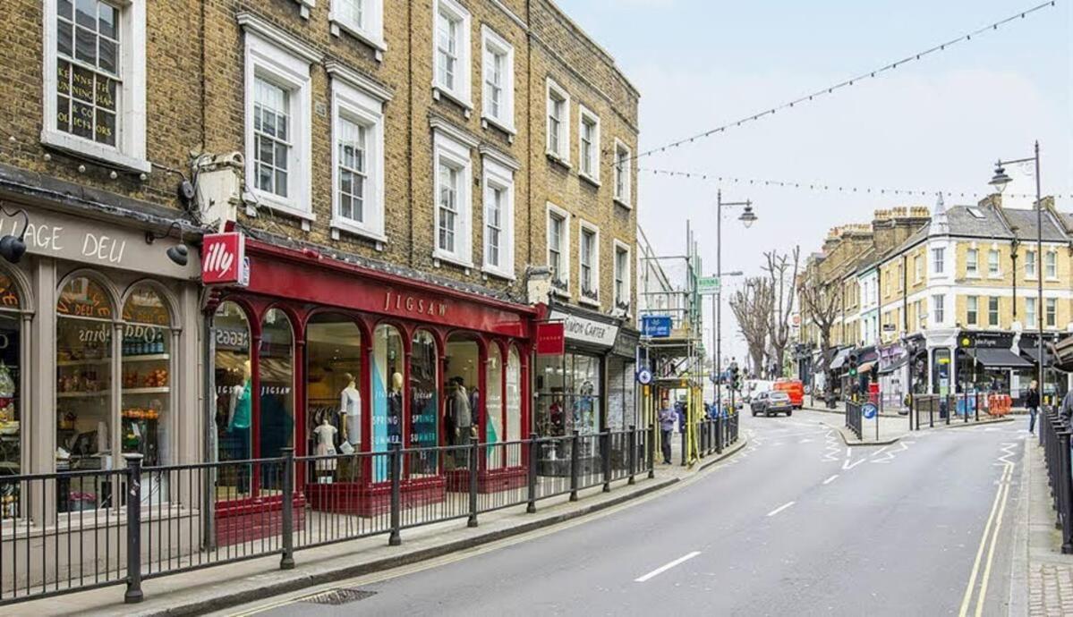 Elegant Parkside Flat: Blackheath Common Period Building *